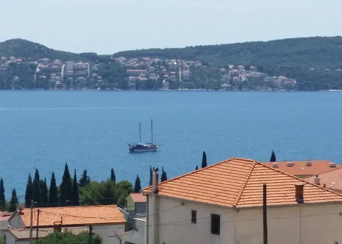 Petrovic Trogir