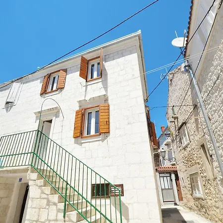 Apartment Petrovic