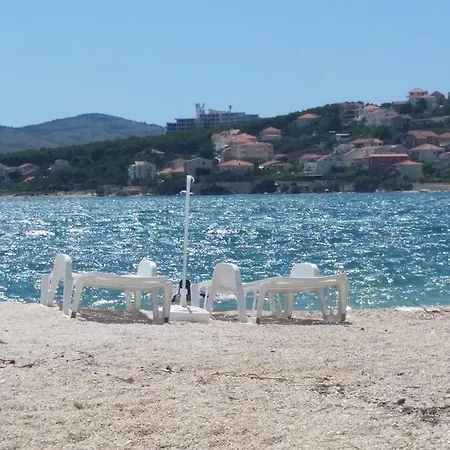 아파트 Petrovic 트로기르